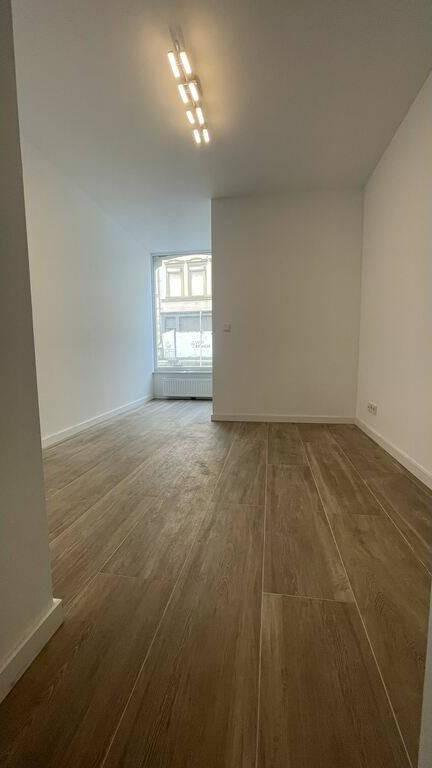 Renovéiert Geschäftslokal oder Büro op der Place du Marché, Foto 3